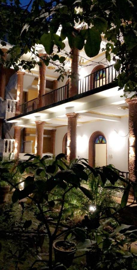 Kaza A Le Pearl Resort Andžuna Exteriér fotografie