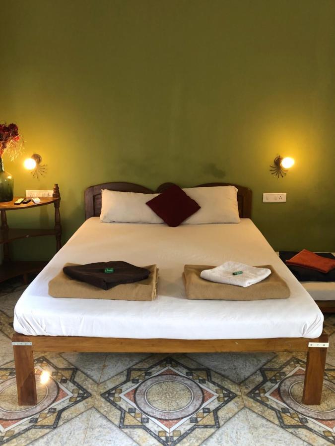 Kaza A Le Pearl Resort Andžuna Exteriér fotografie